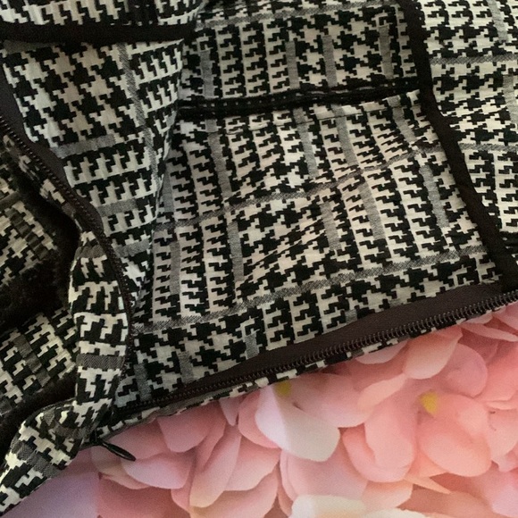 H&M houndstooth skirt - Picture 5 of 5